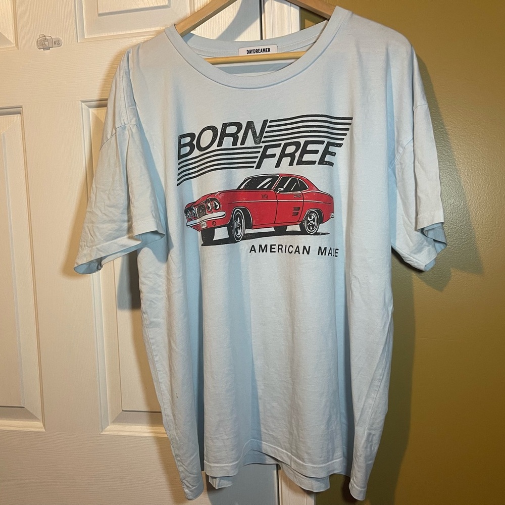 DAYDREAMER “BORN FREE” Race Car Retro Tee